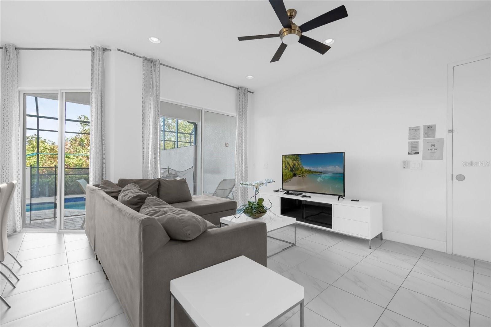 450 CAPTIVA DR, DAVENPORT, FL, 33896
