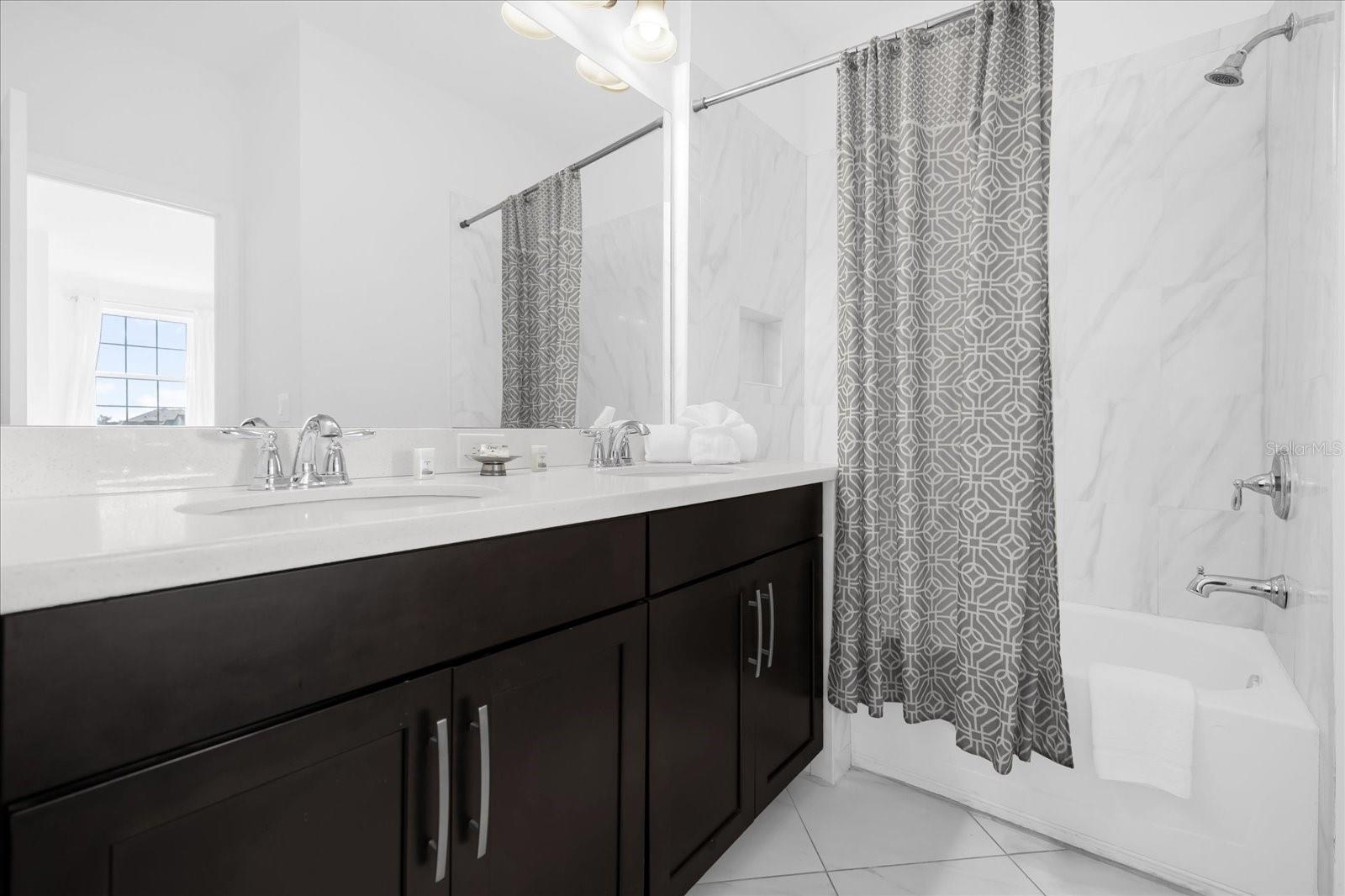 450 CAPTIVA DR, DAVENPORT, FL, 33896
