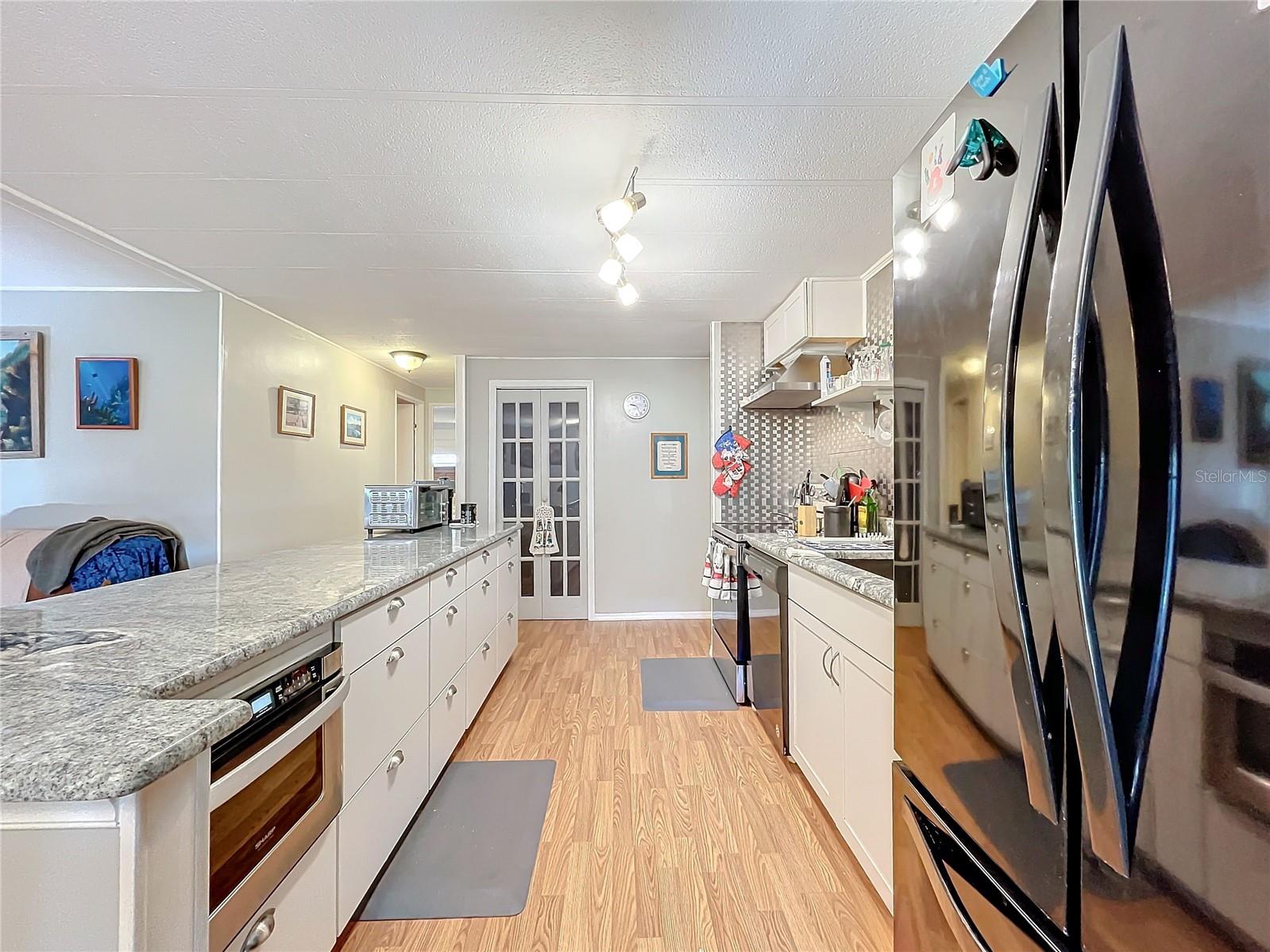 1132 BELMONT CIR, TAVARES, FL, 32778