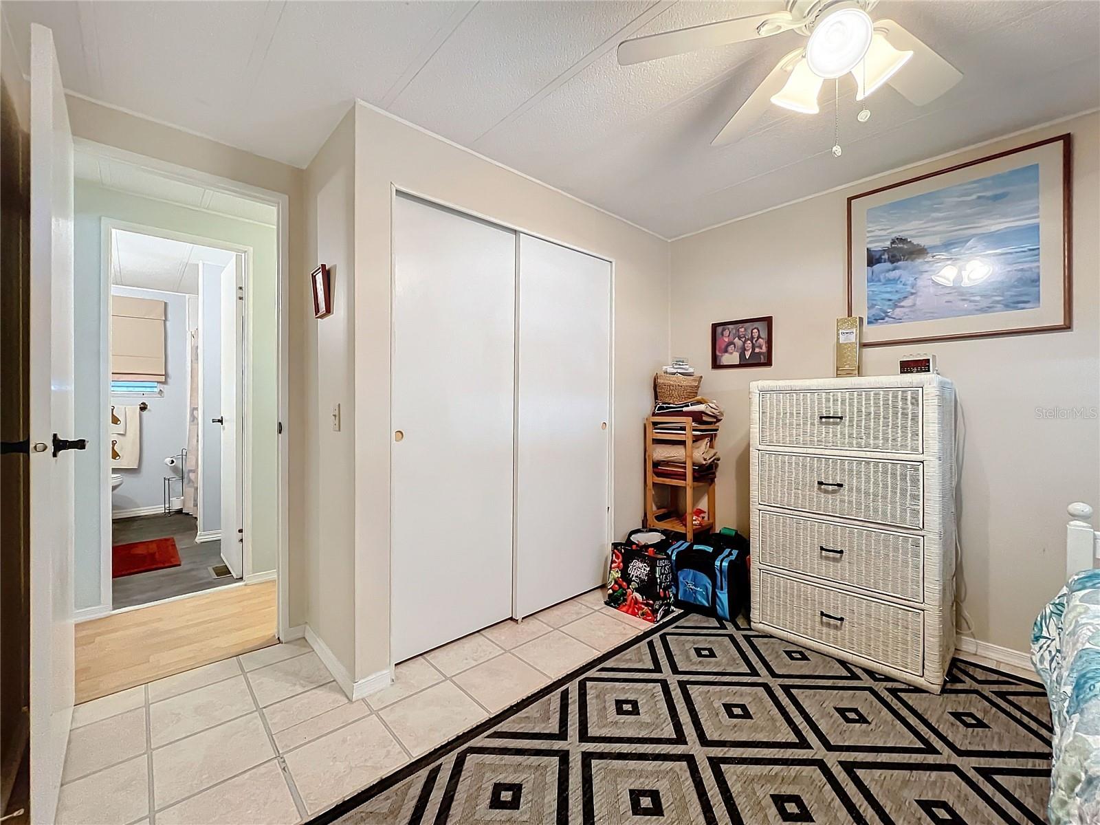 1132 BELMONT CIR, TAVARES, FL, 32778