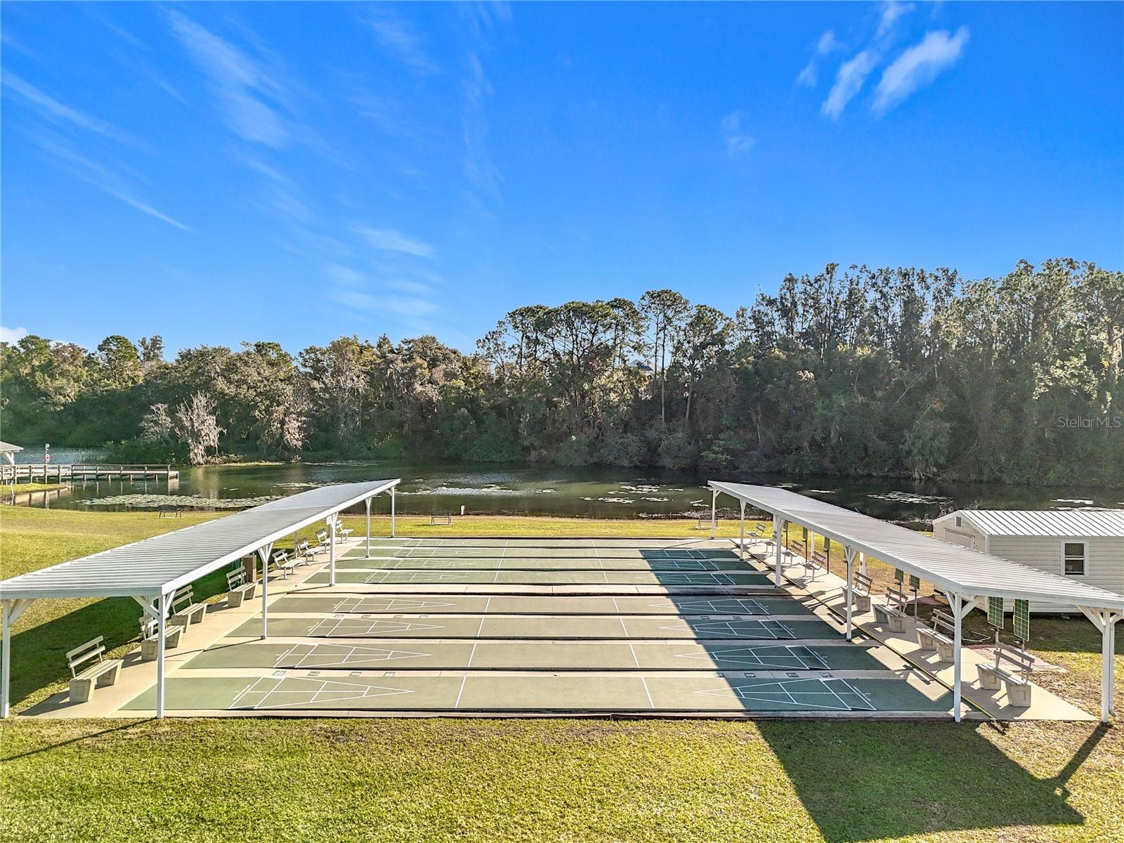 1132 BELMONT CIR, TAVARES, FL, 32778