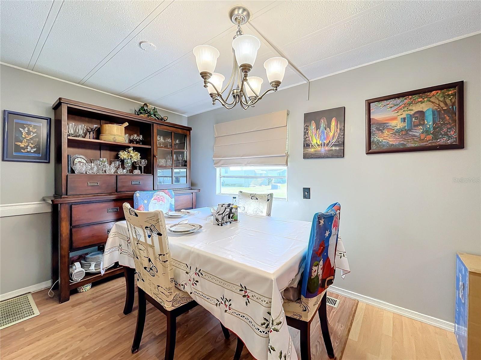 1132 BELMONT CIR, TAVARES, FL, 32778