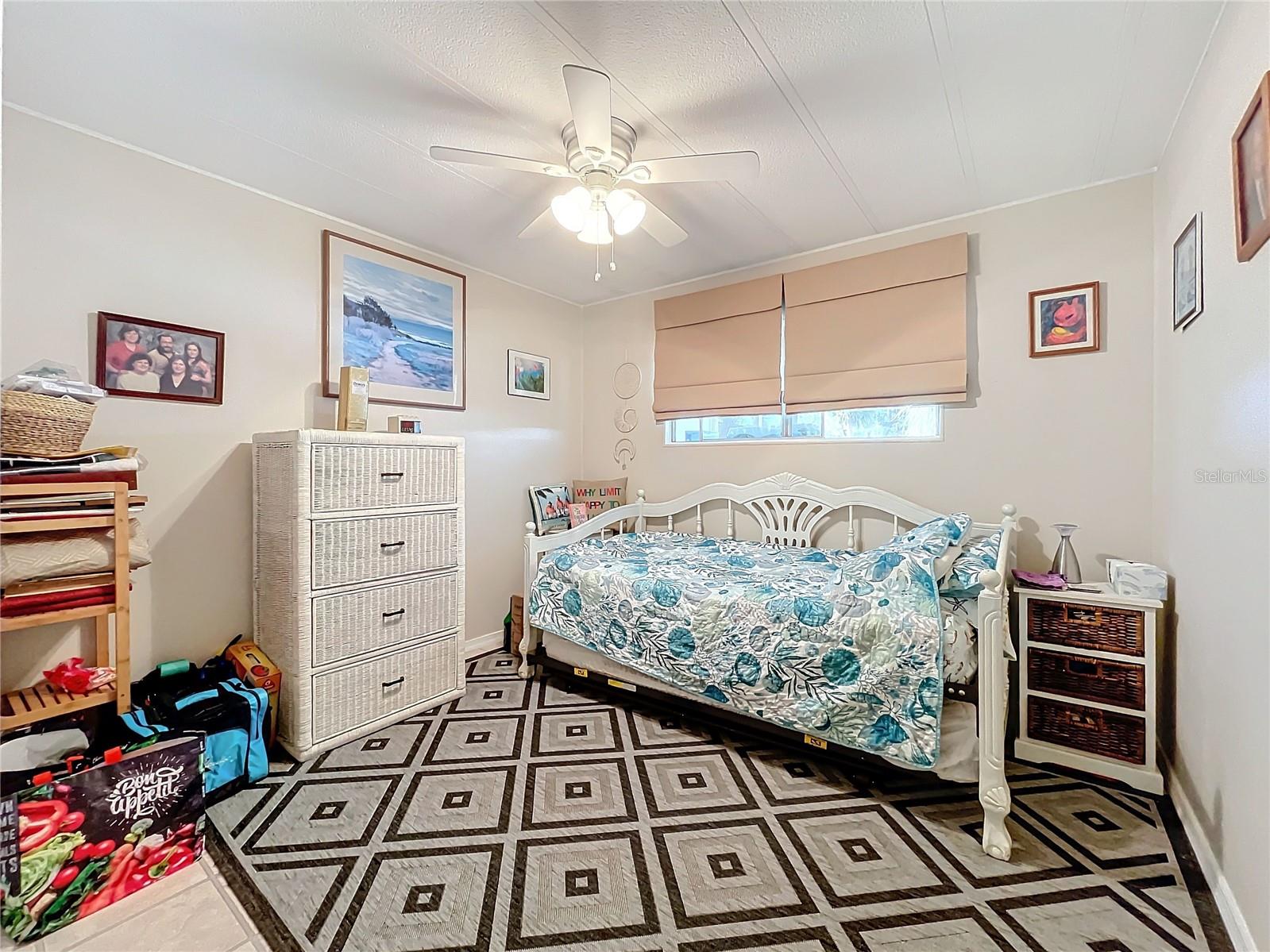 1132 BELMONT CIR, TAVARES, FL, 32778