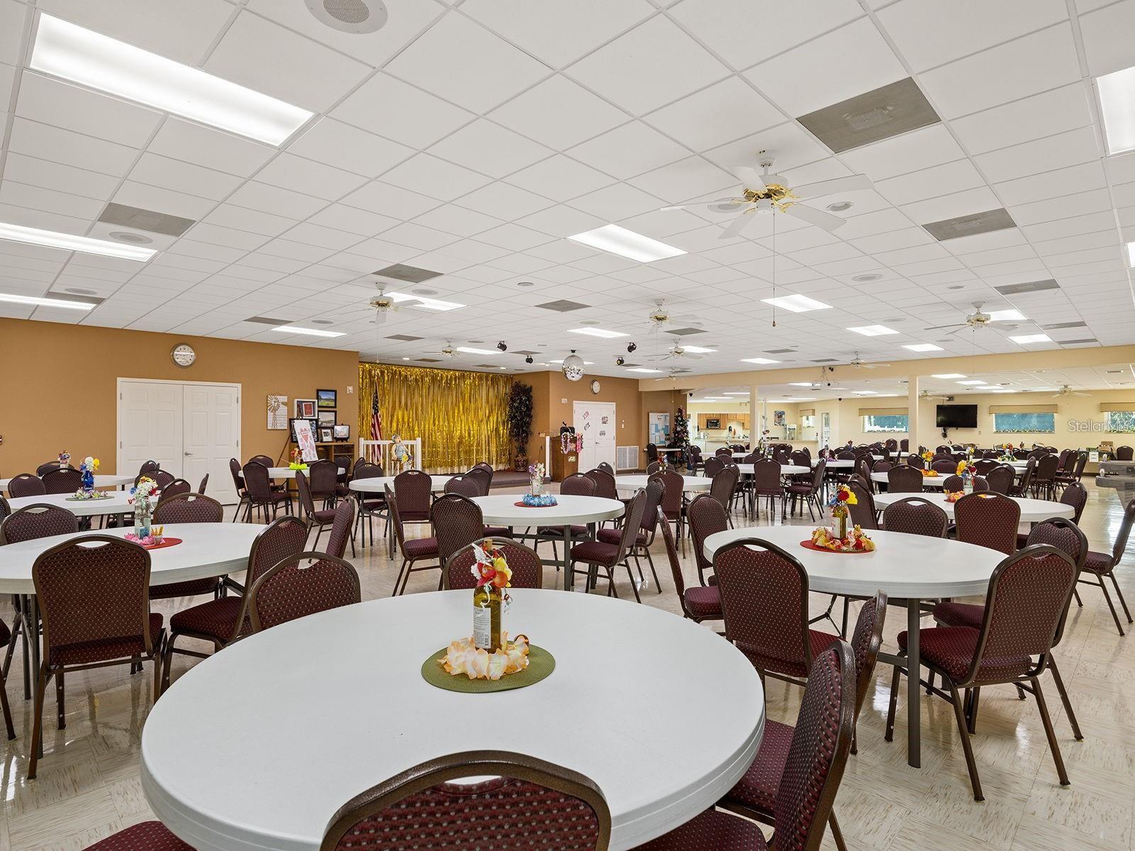 1132 BELMONT CIR, TAVARES, FL, 32778