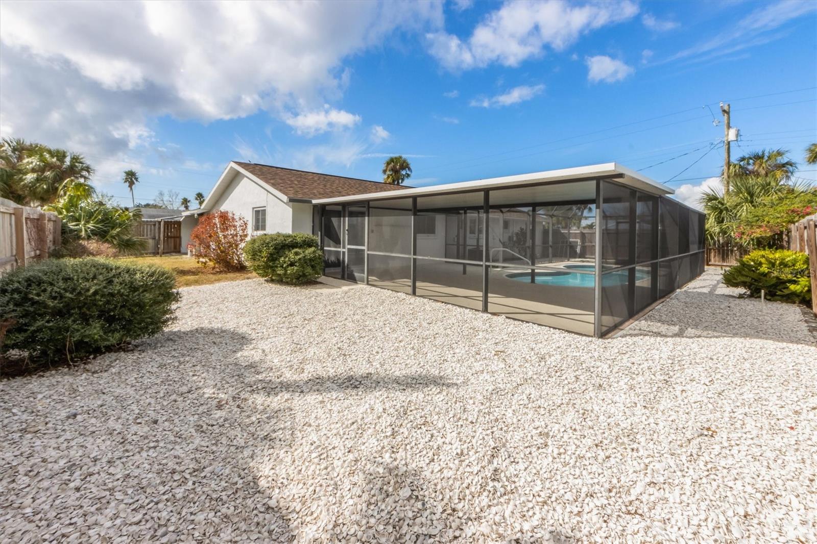 635 JAMAICA CIR E, APOLLO BEACH, FL, 33572