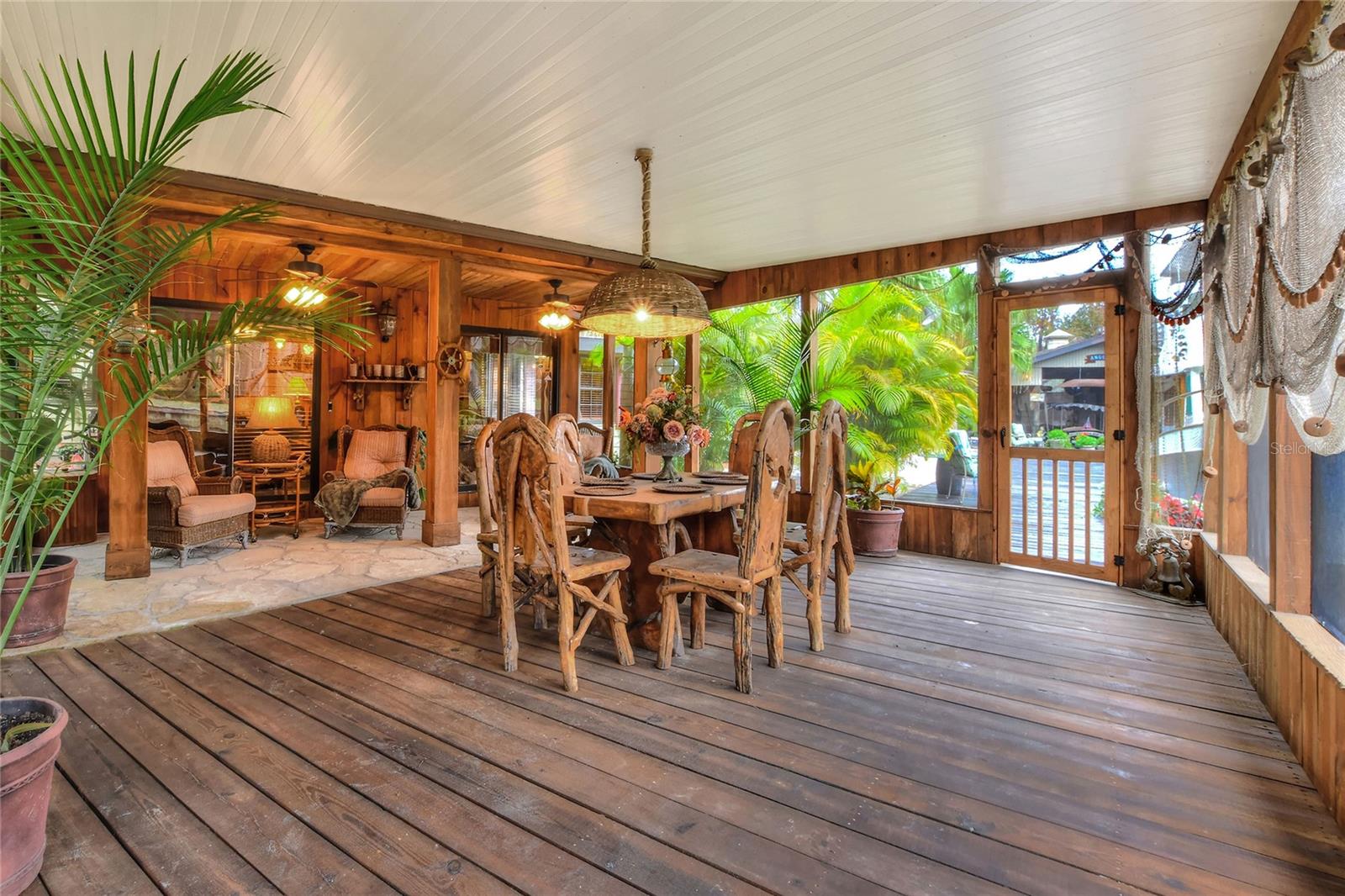 24120 MINK RD, ASTOR, FL, 32102