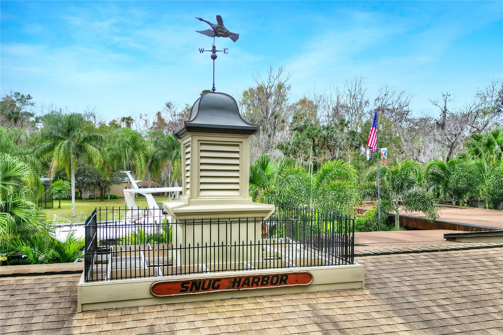 24120 MINK RD, ASTOR, FL, 32102