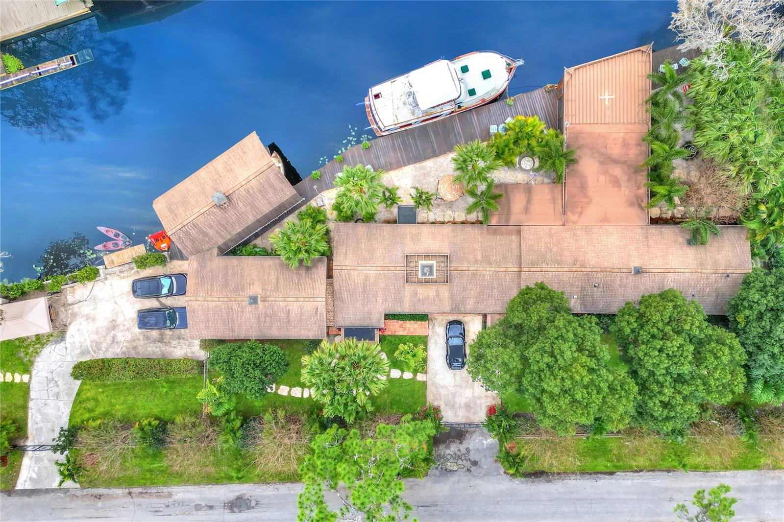 24120 MINK RD, ASTOR, FL, 32102