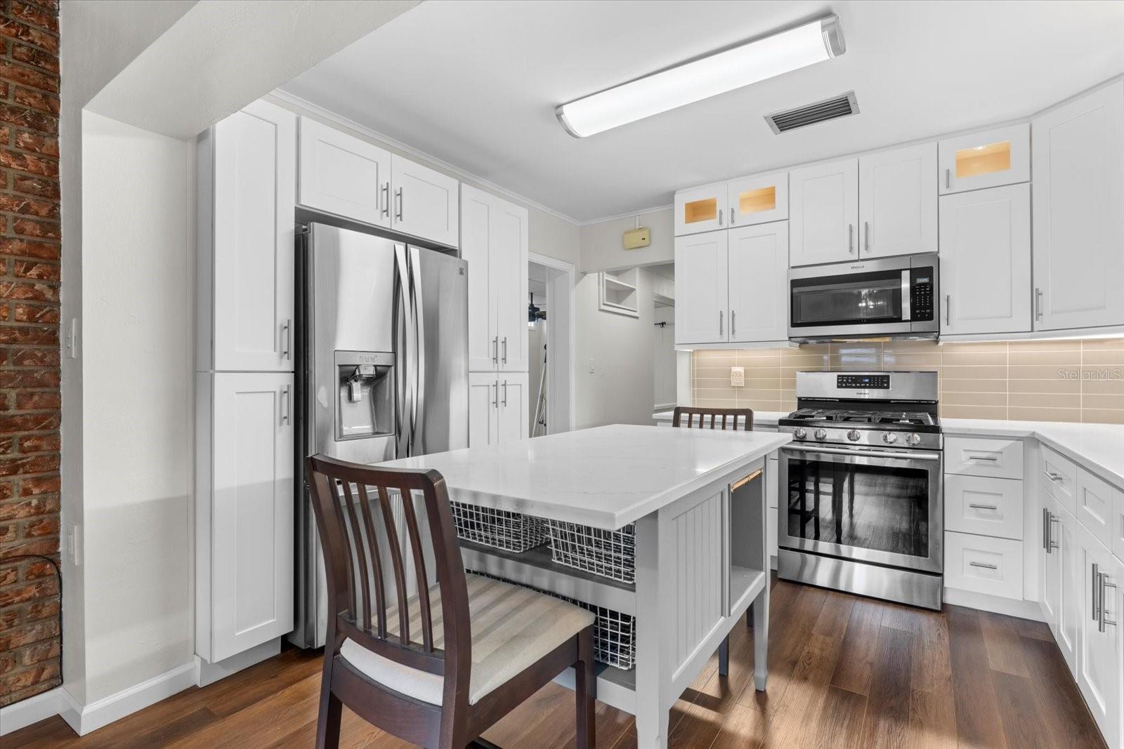 2538 FLOYD ST, SARASOTA, FL, 34239