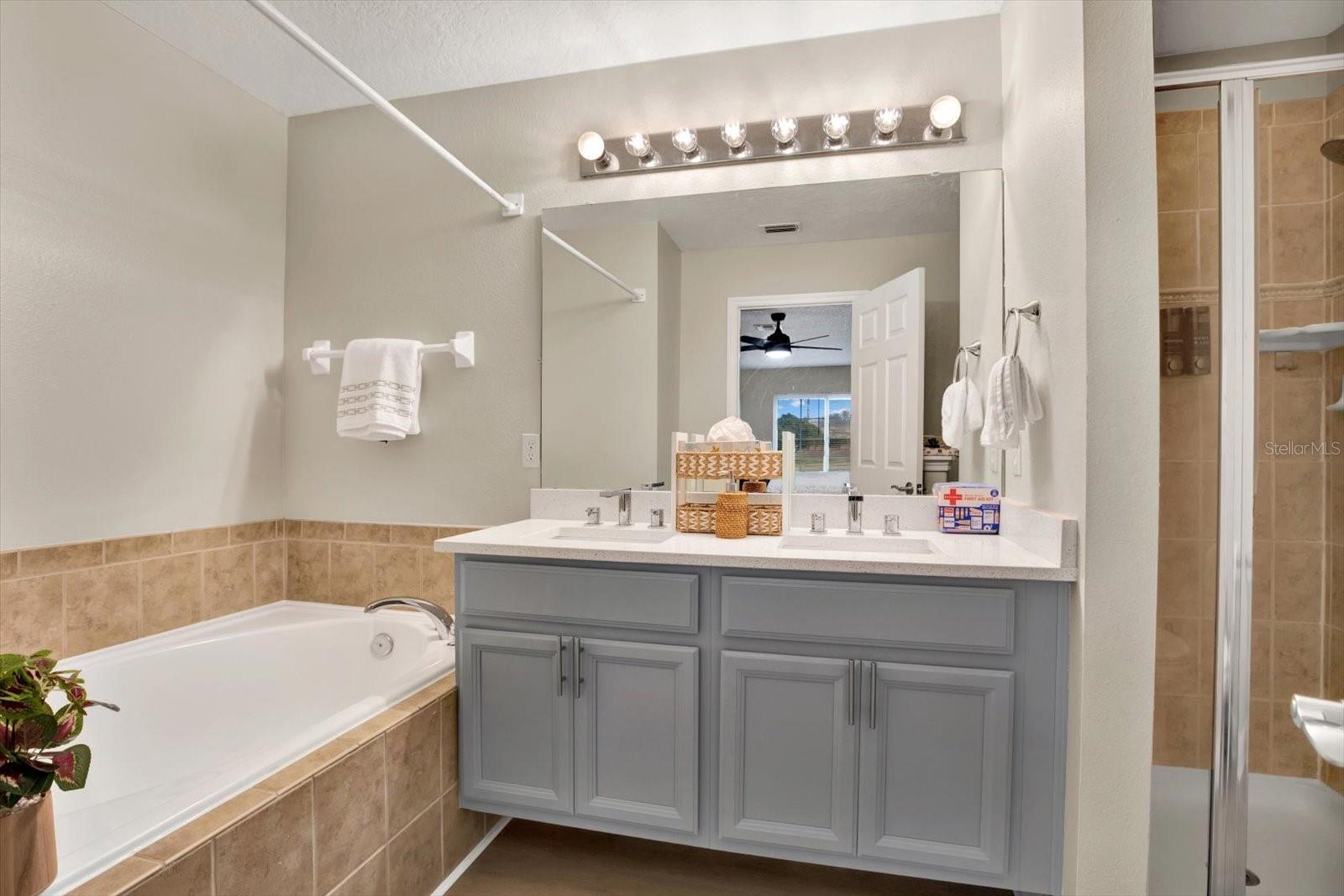 892 ASSEMBLY CT, REUNION, FL, 34747