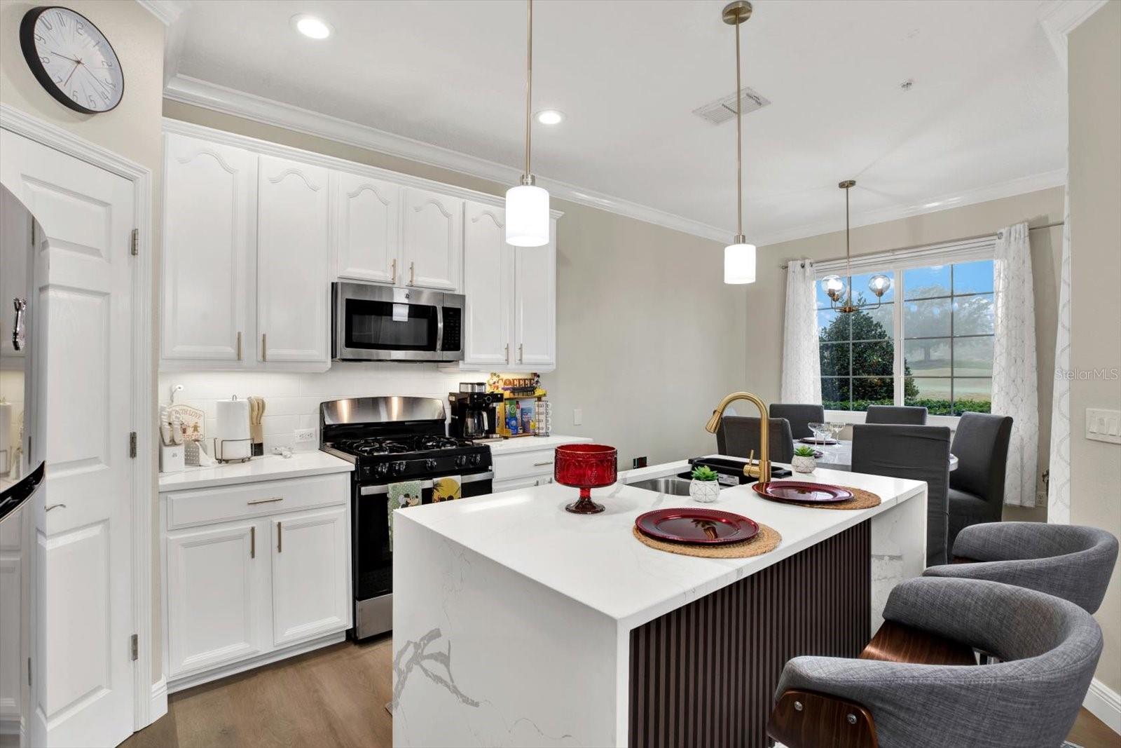 892 ASSEMBLY CT, REUNION, FL, 34747