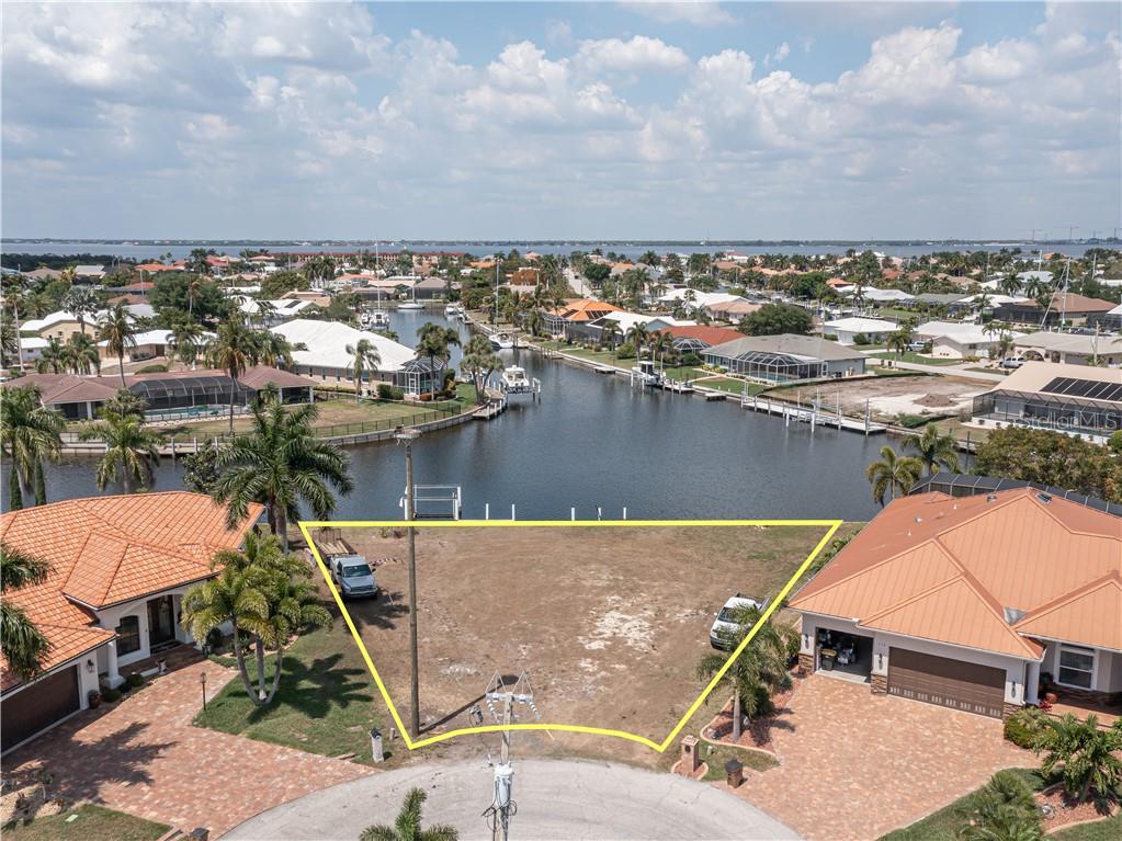 100 BAYSHORE CT, PUNTA GORDA, FL, 33950