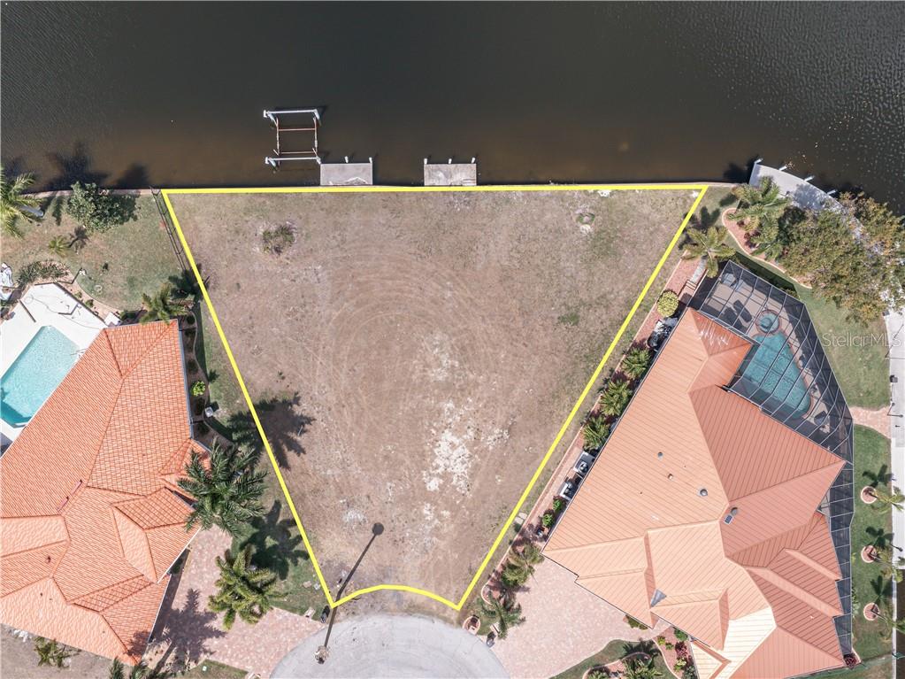 100 BAYSHORE CT, PUNTA GORDA, FL, 33950