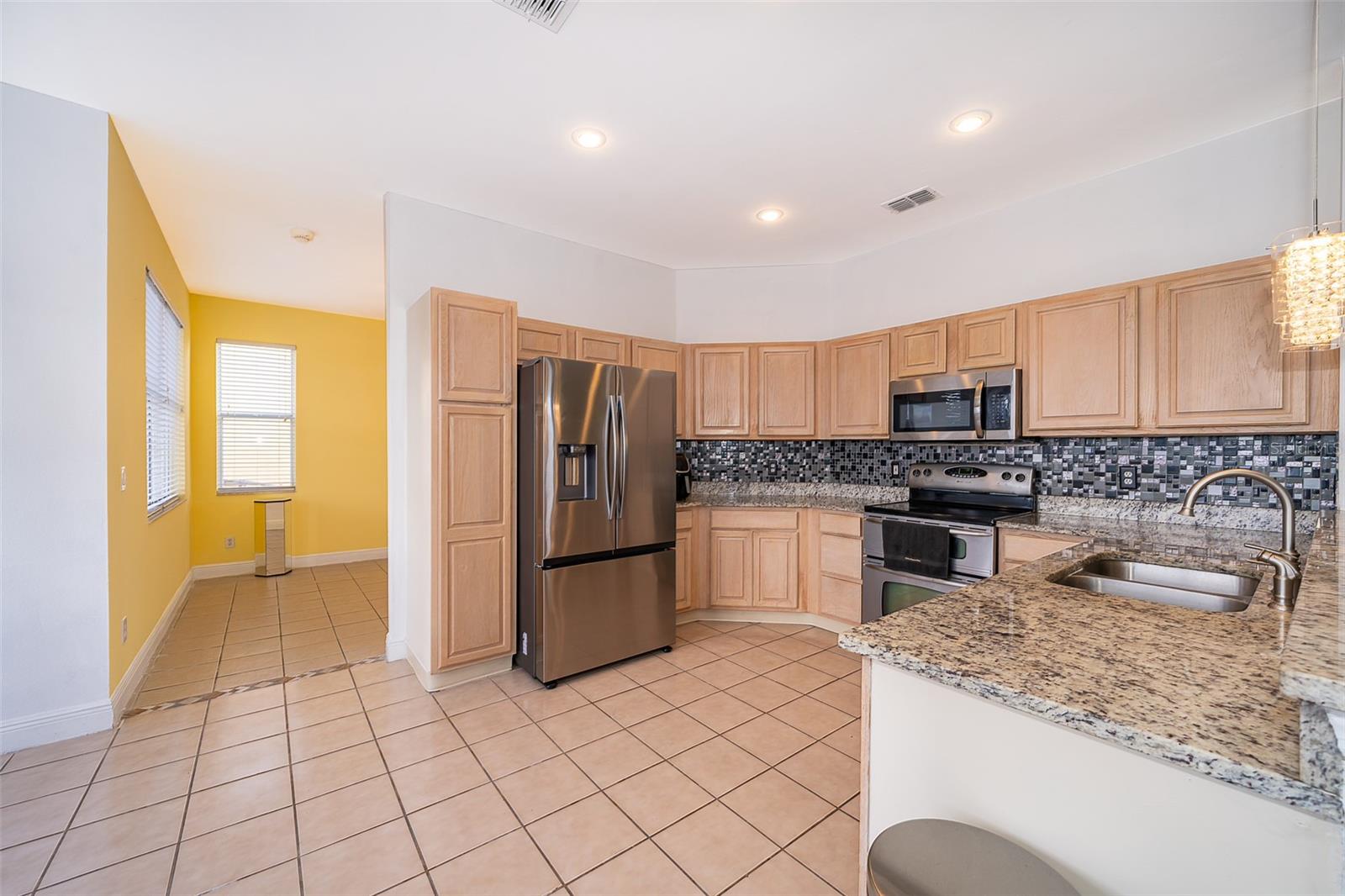 3279 FAIRFIELD DR, KISSIMMEE, FL, 34743