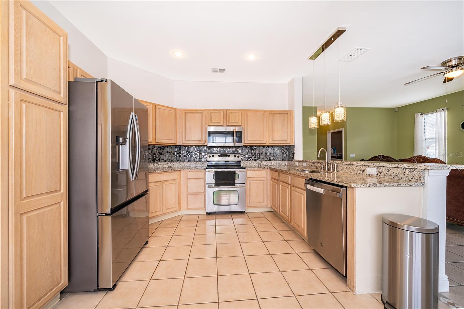 3279 FAIRFIELD DR, KISSIMMEE, FL, 34743