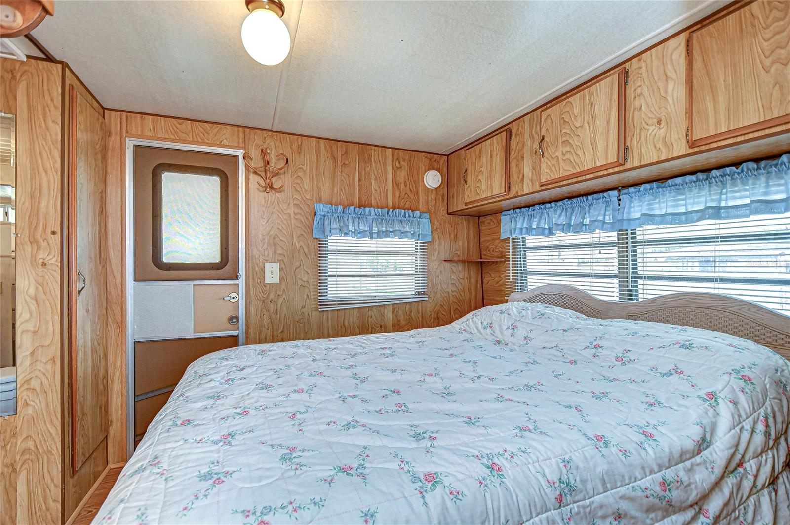 35216 DODIE DR, ZEPHYRHILLS, FL, 33541