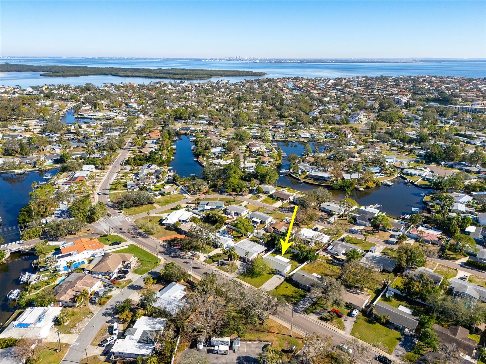 4561 SHORE ACRES BLVD NE, ST PETERSBURG, FL, 33703