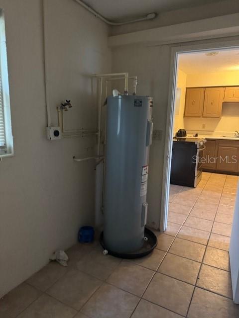 110 E KENDALL BLVD, AVON PARK, FL, 33825