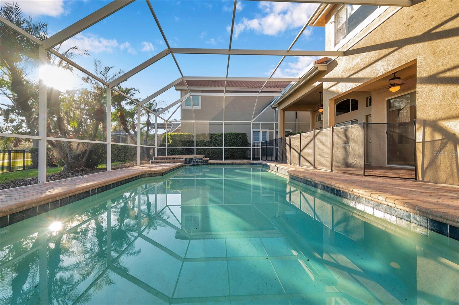 18817 AVENUE BIARRITZ, LUTZ, FL, 33558