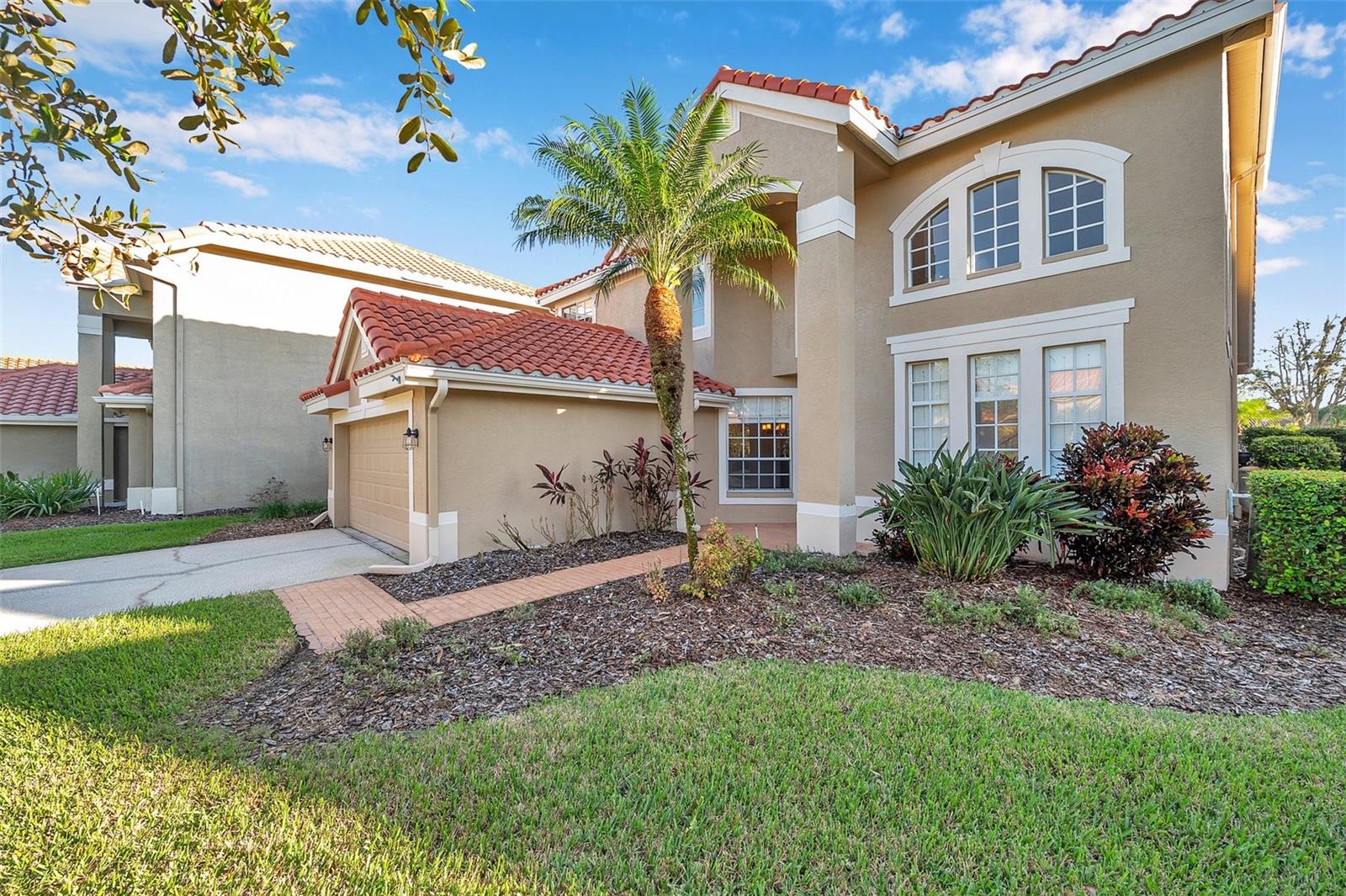 18817 AVENUE BIARRITZ, LUTZ, FL, 33558