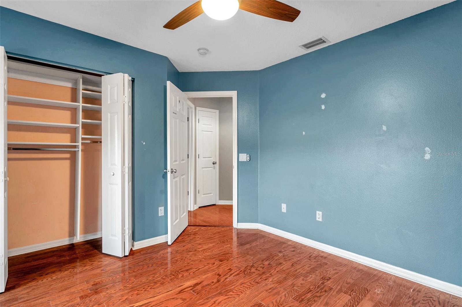 18817 AVENUE BIARRITZ, LUTZ, FL, 33558