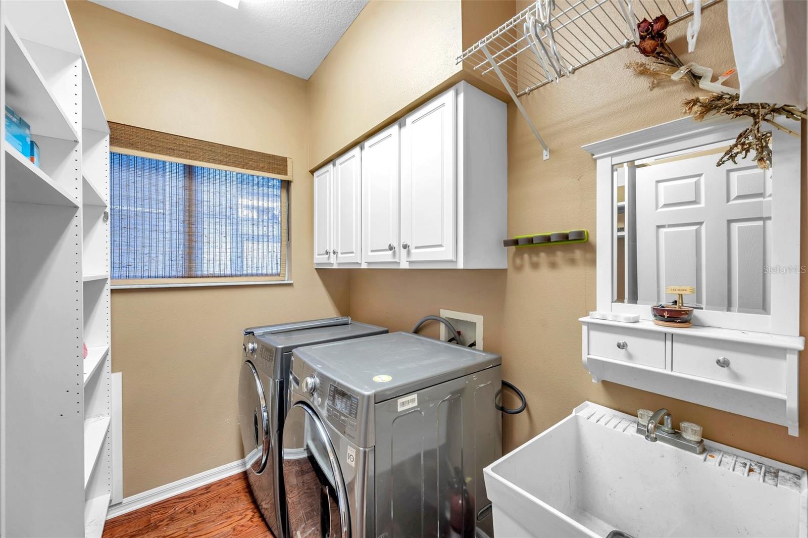 18817 AVENUE BIARRITZ, LUTZ, FL, 33558