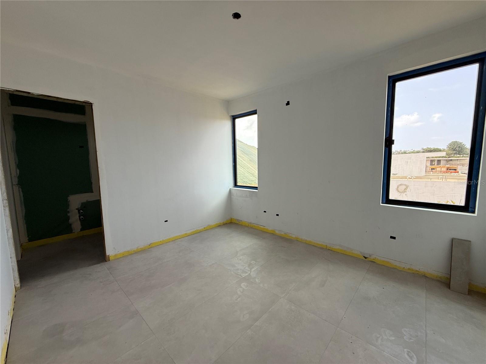 PR9110727 Property Photo