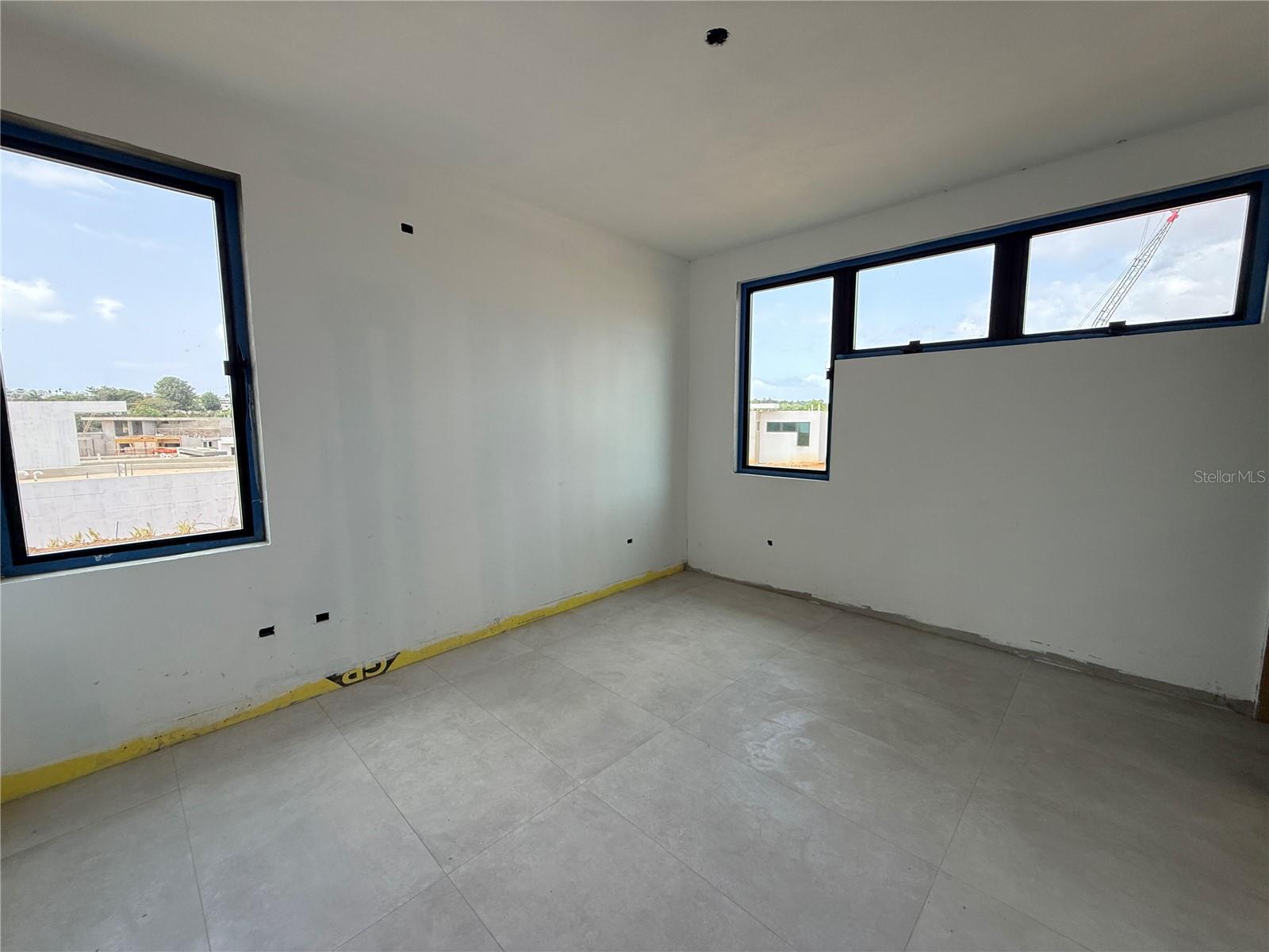 PR9110727 Property Photo