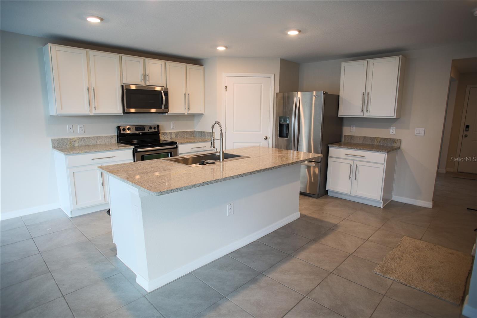 16769 PARKER RIVER ST, WIMAUMA, FL, 33598