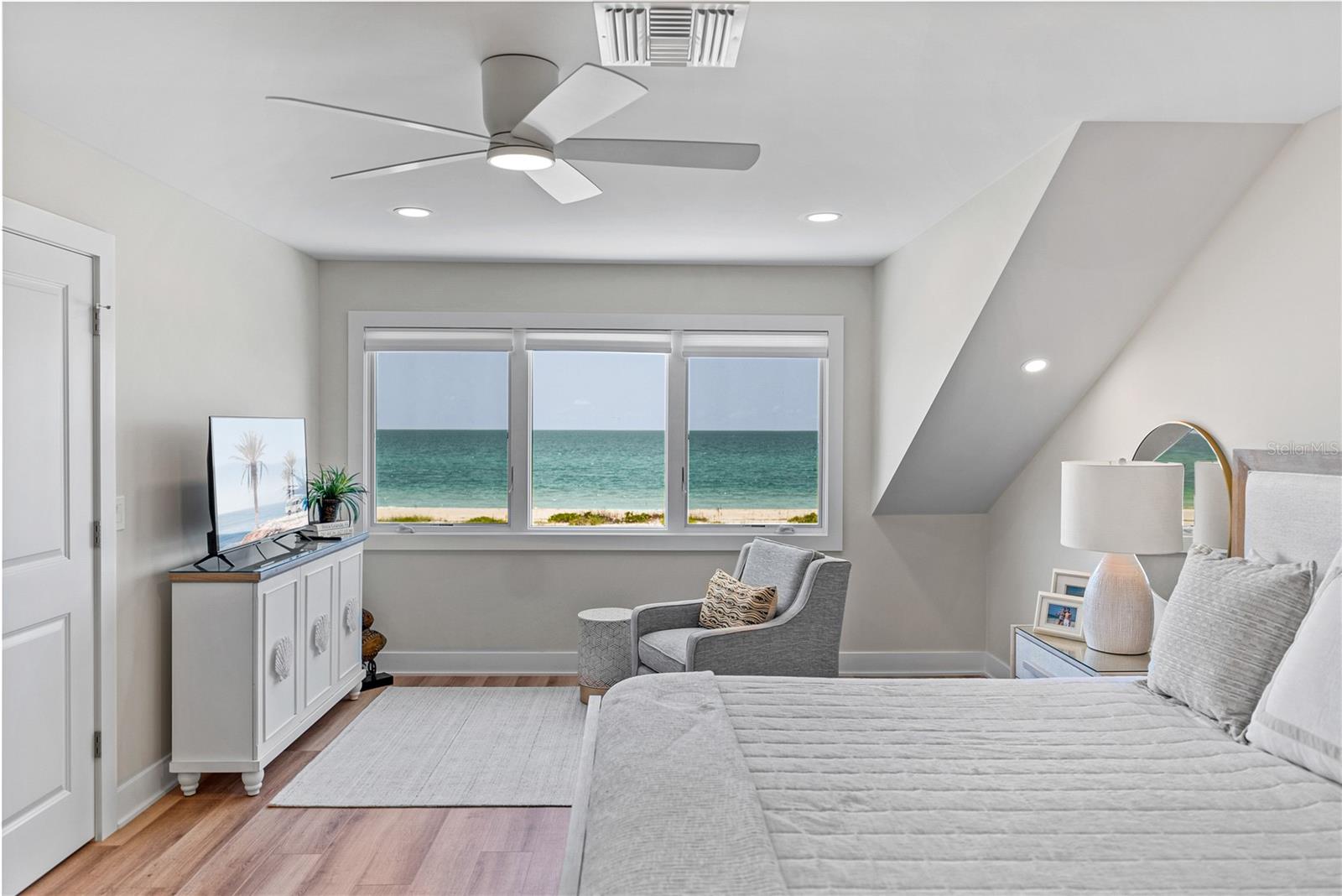 380 GULF BLVD #1, BOCA GRANDE, FL, 33921