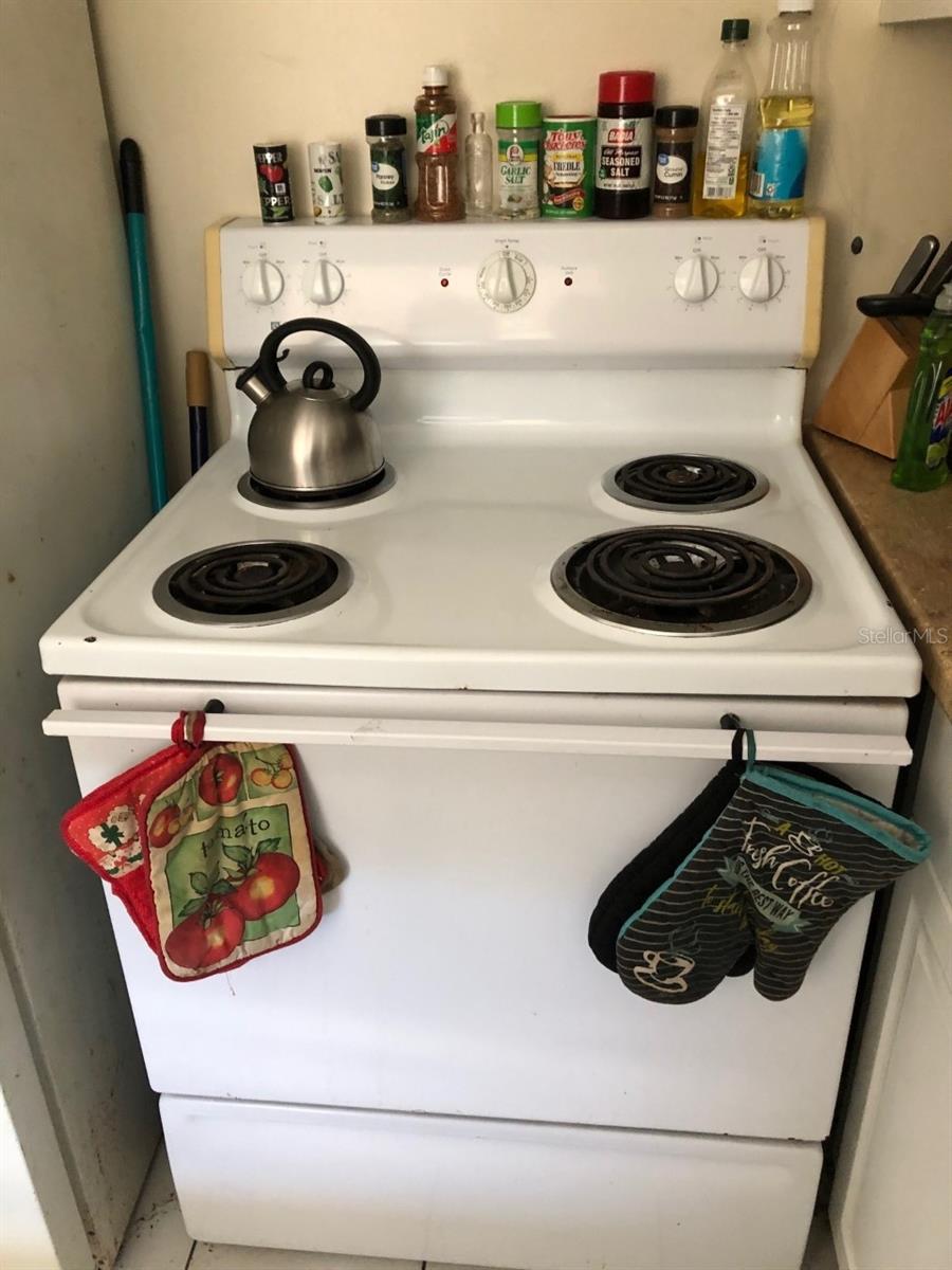 3101 BEE RIDGE RD #215, SARASOTA, FL, 34239