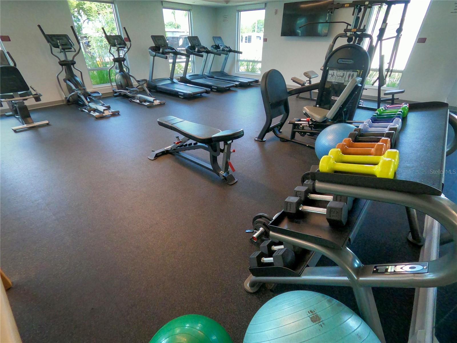 1100 BELCHER RD S #350, LARGO, FL, 33771