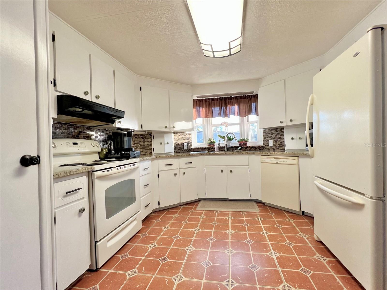 1100 BELCHER RD S #350, LARGO, FL, 33771