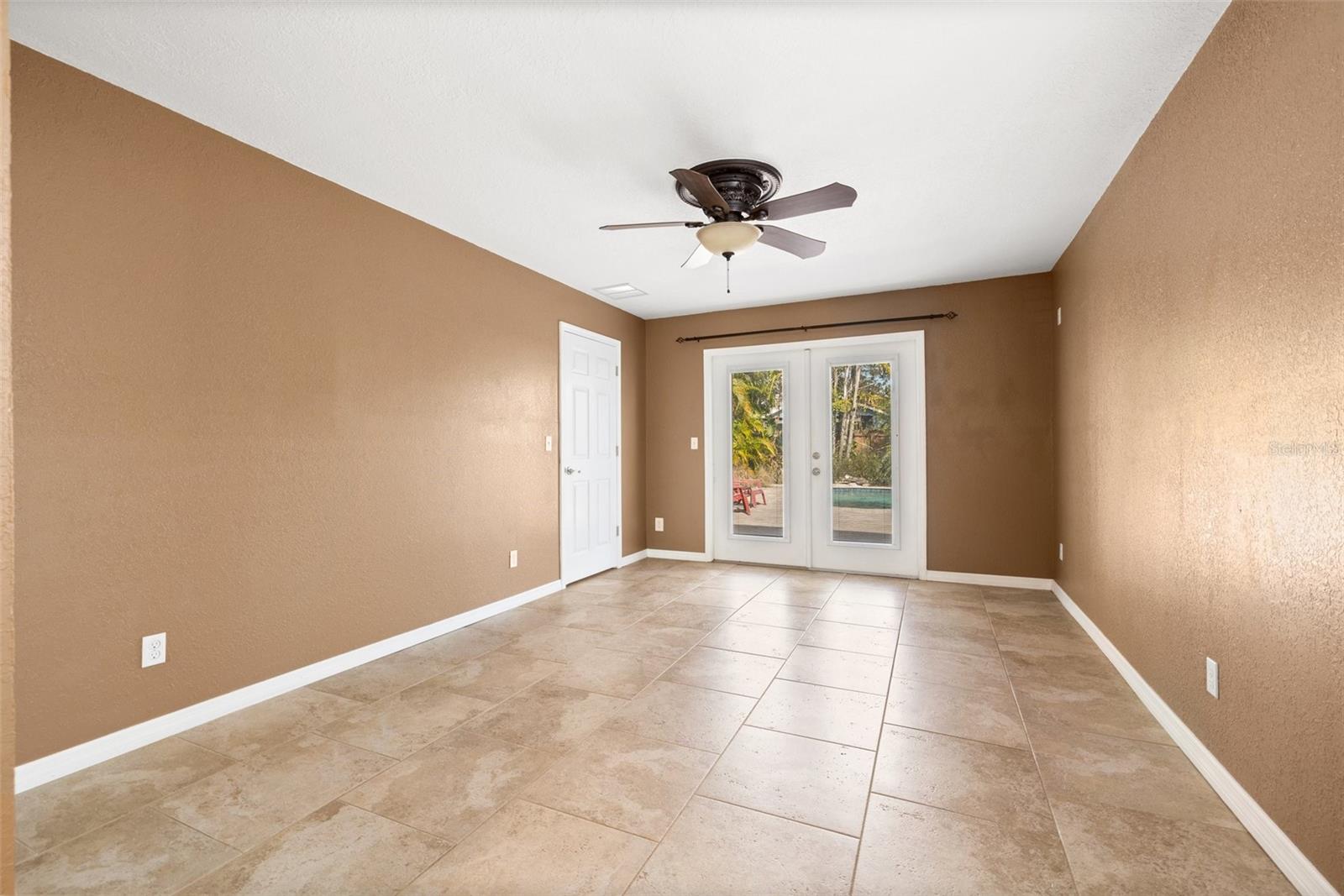 619 GARLAND ST N, ST PETERSBURG, FL, 33703