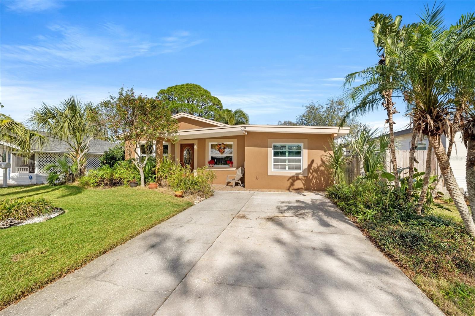 619 GARLAND ST N, ST PETERSBURG, FL, 33703