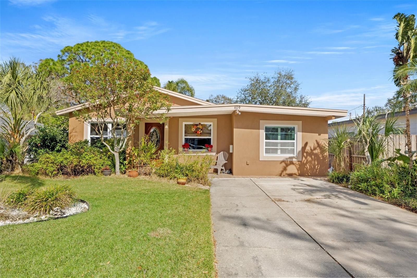 619 GARLAND ST N, ST PETERSBURG, FL, 33703