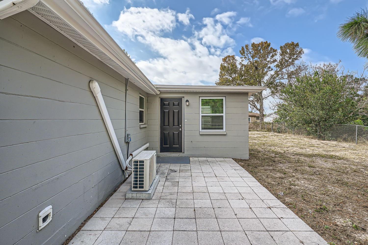 11615 MEADOW DR, PORT RICHEY, FL, 34668