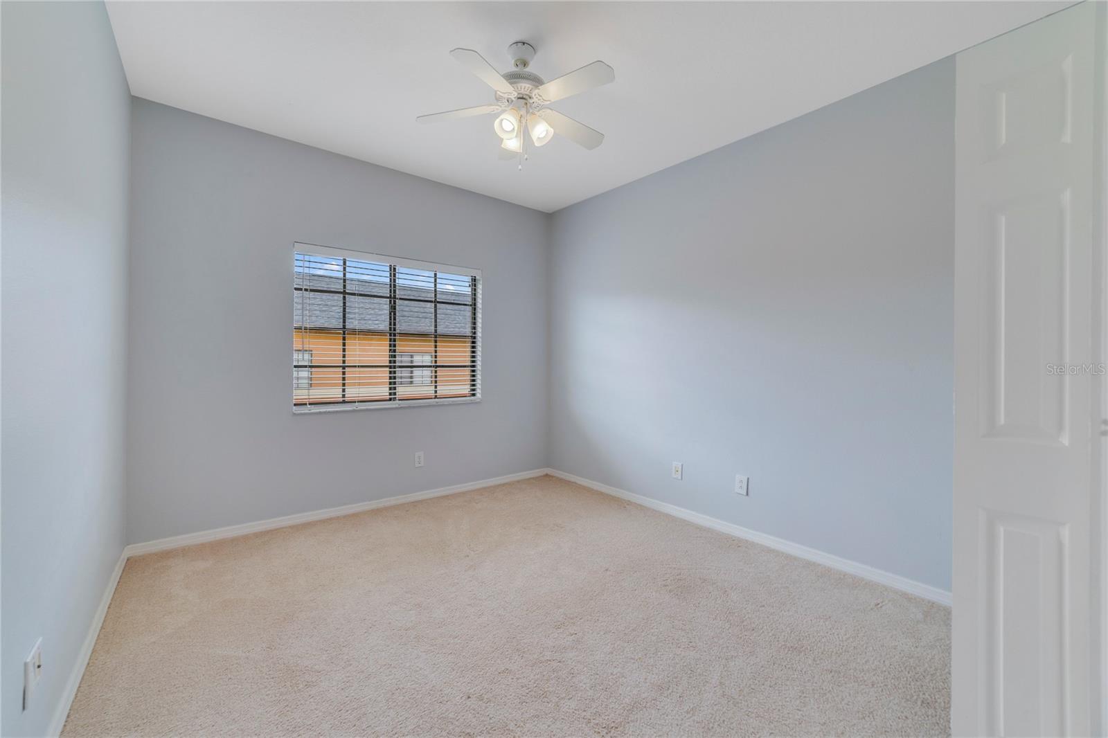 1037 BLACKWATER DR, WESLEY CHAPEL, FL, 33543