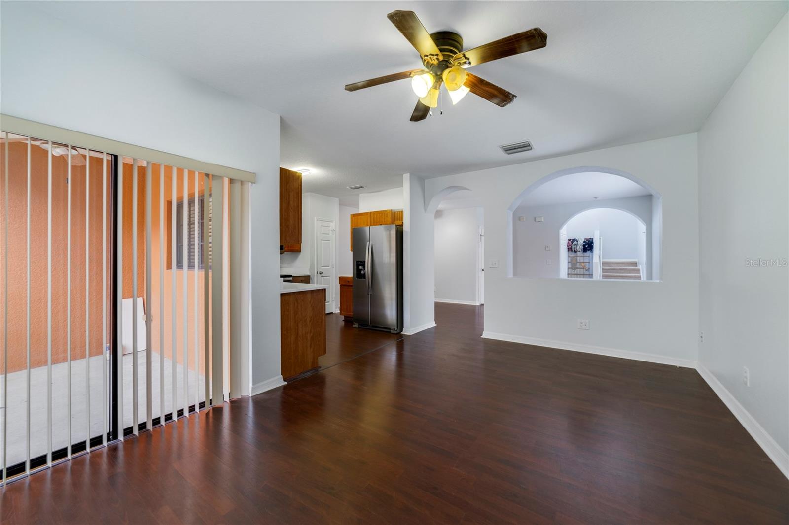 1037 BLACKWATER DR, WESLEY CHAPEL, FL, 33543