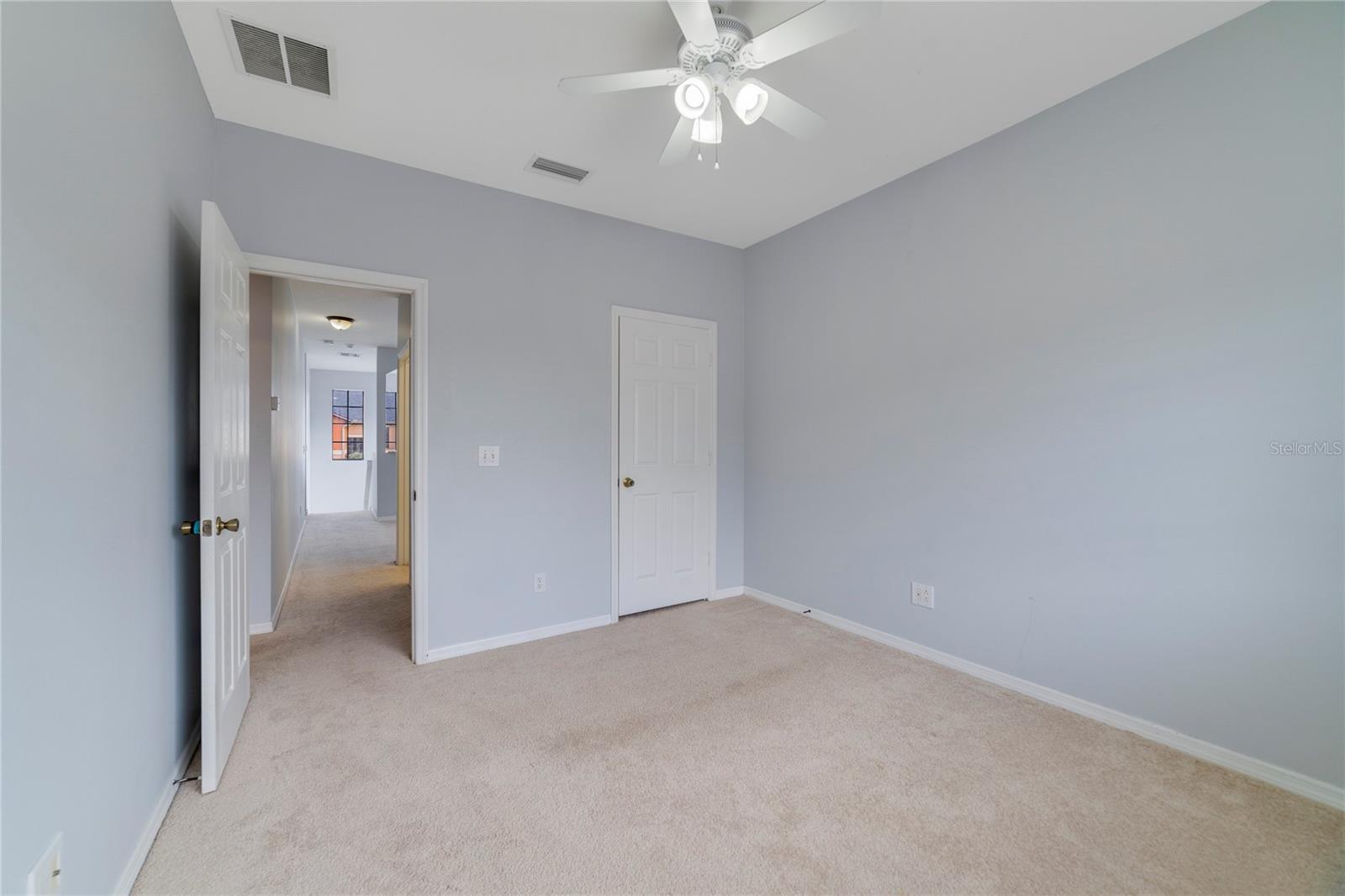 1037 BLACKWATER DR, WESLEY CHAPEL, FL, 33543