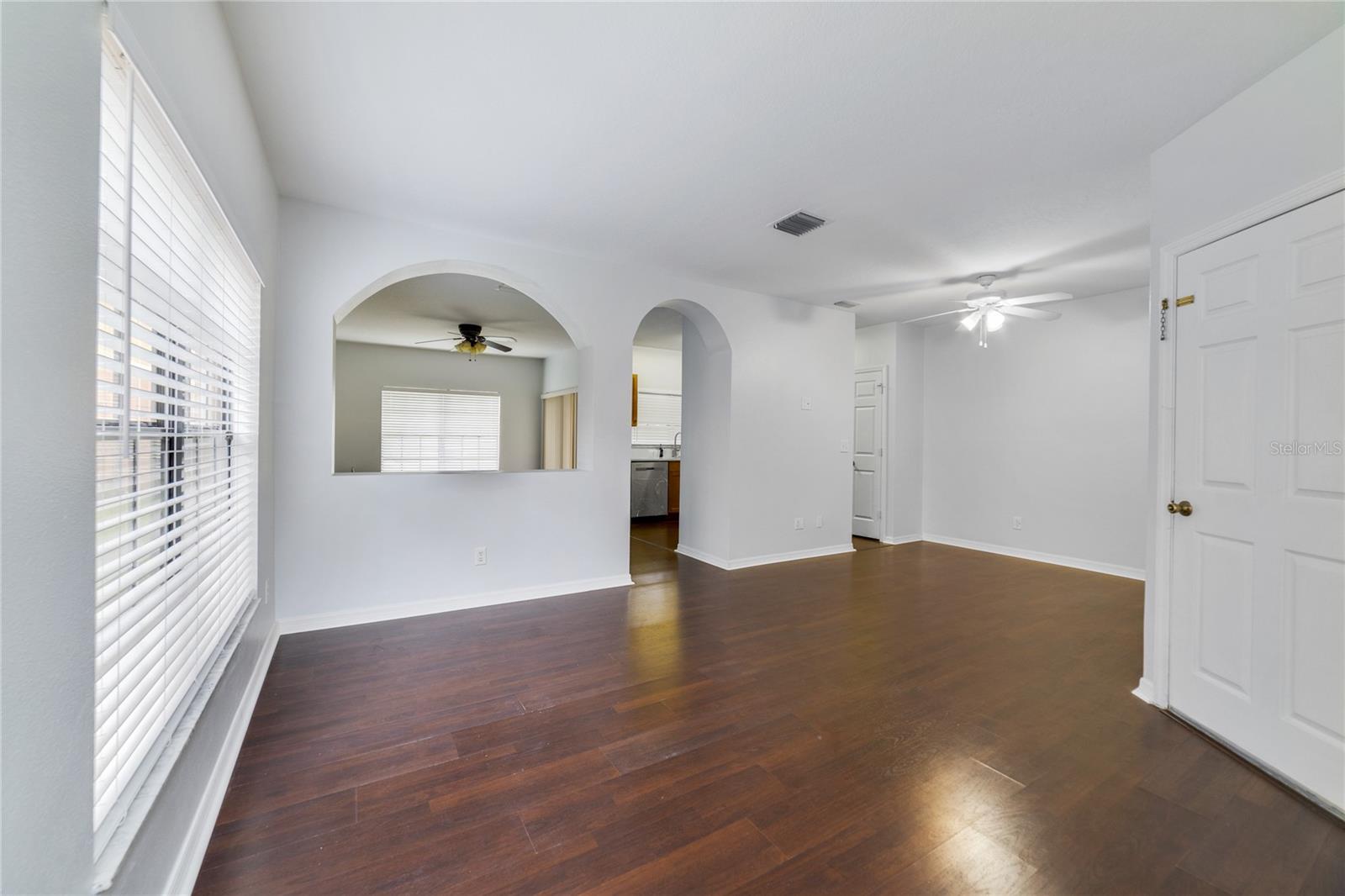 1037 BLACKWATER DR, WESLEY CHAPEL, FL, 33543