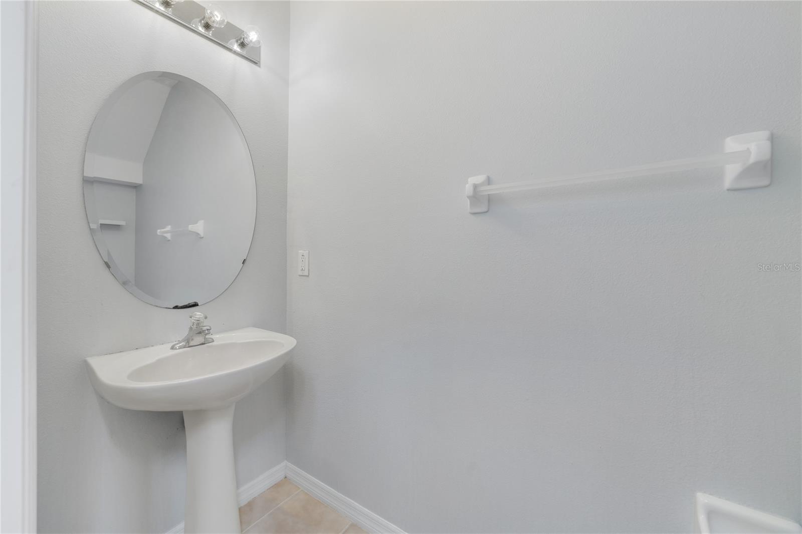 1037 BLACKWATER DR, WESLEY CHAPEL, FL, 33543