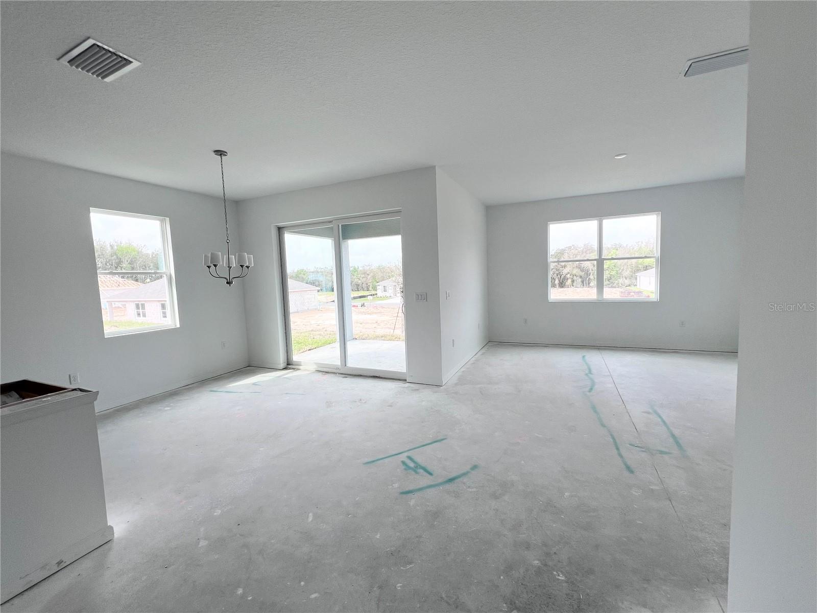 2827 SUPERMARINE RD, TAVARES, FL, 32778