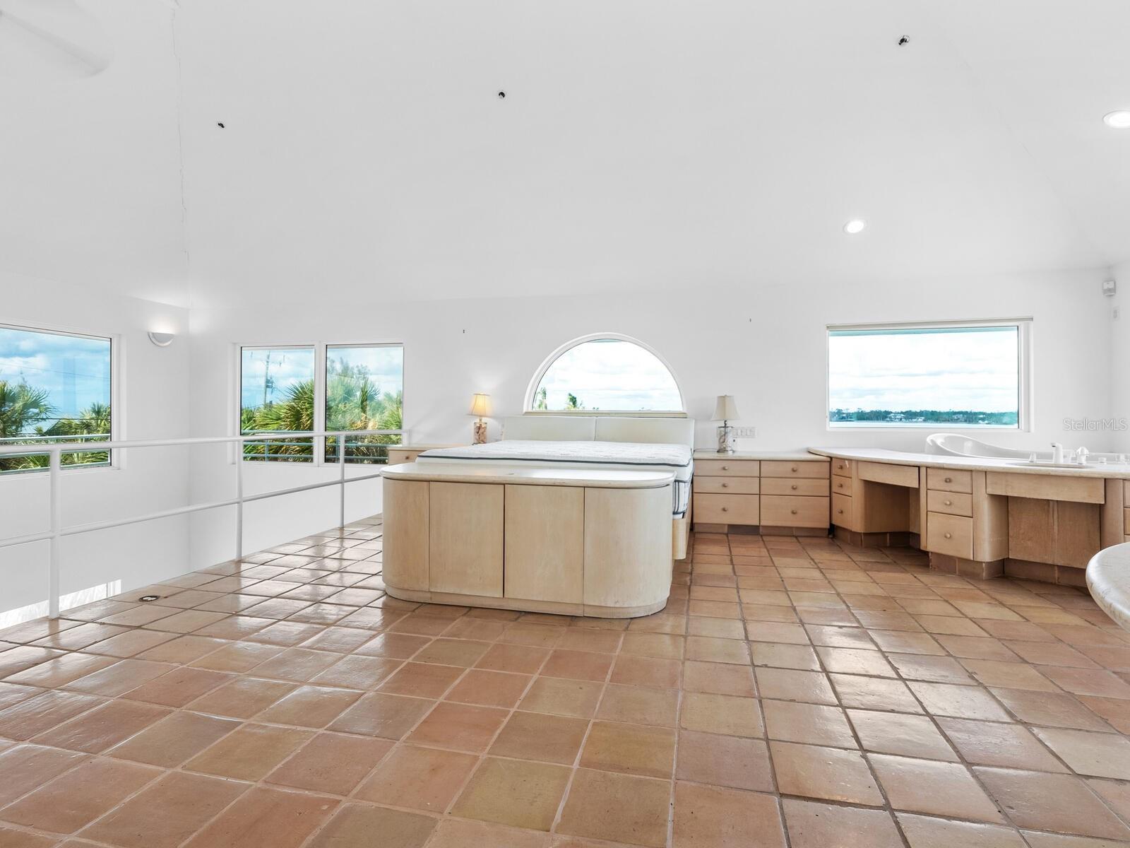 1608 CASEY KEY RD, NOKOMIS, FL, 34275