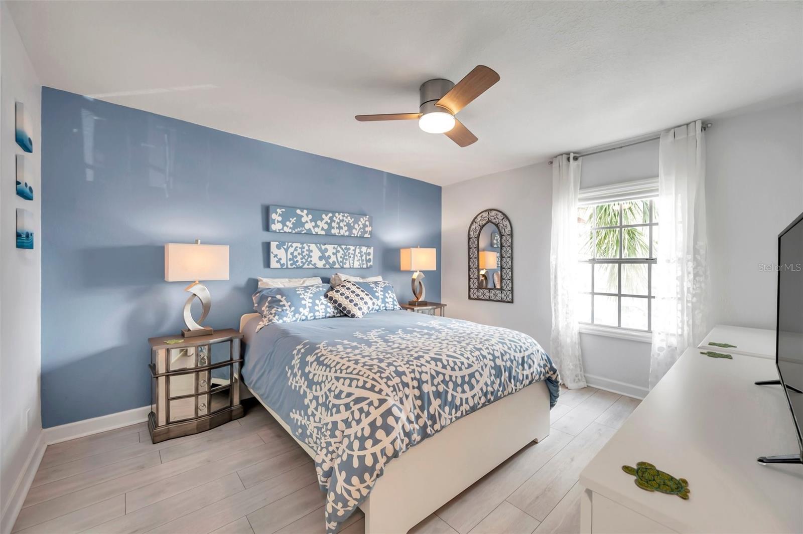 5240 COQUINA KEY DR SE #D, ST PETERSBURG, FL, 33705