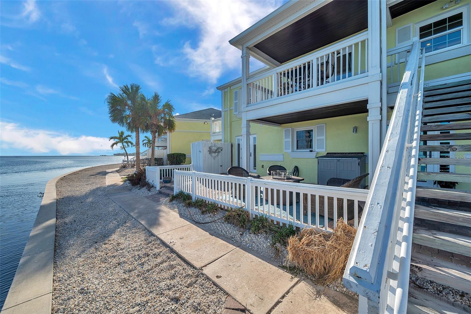 5240 COQUINA KEY DR SE #D, ST PETERSBURG, FL, 33705