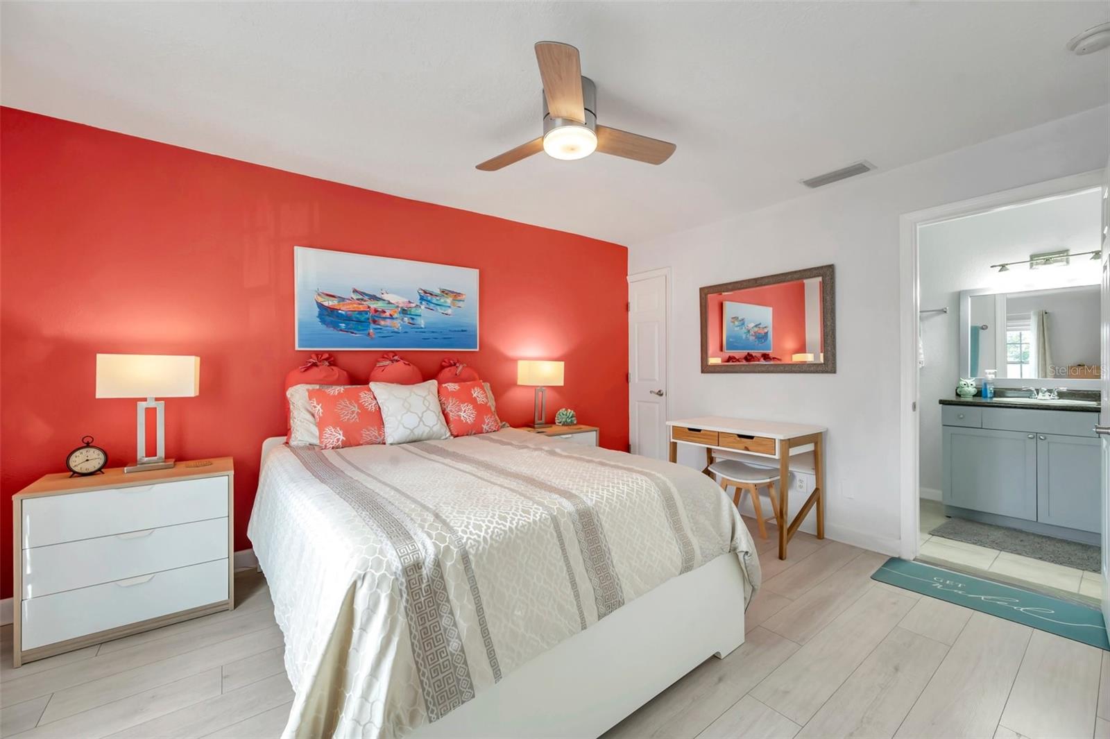 5240 COQUINA KEY DR SE #D, ST PETERSBURG, FL, 33705