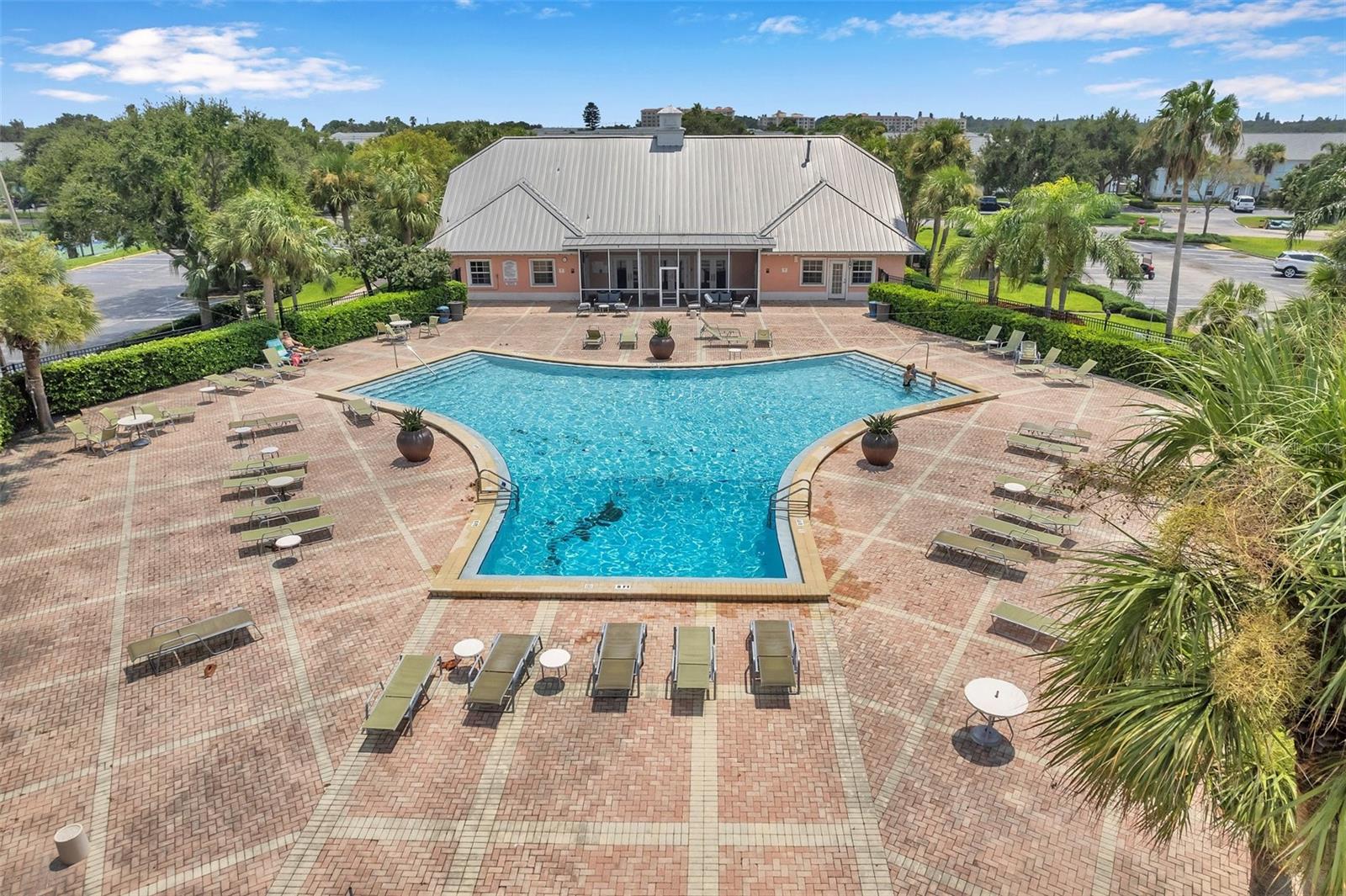 5240 COQUINA KEY DR SE #D, ST PETERSBURG, FL, 33705
