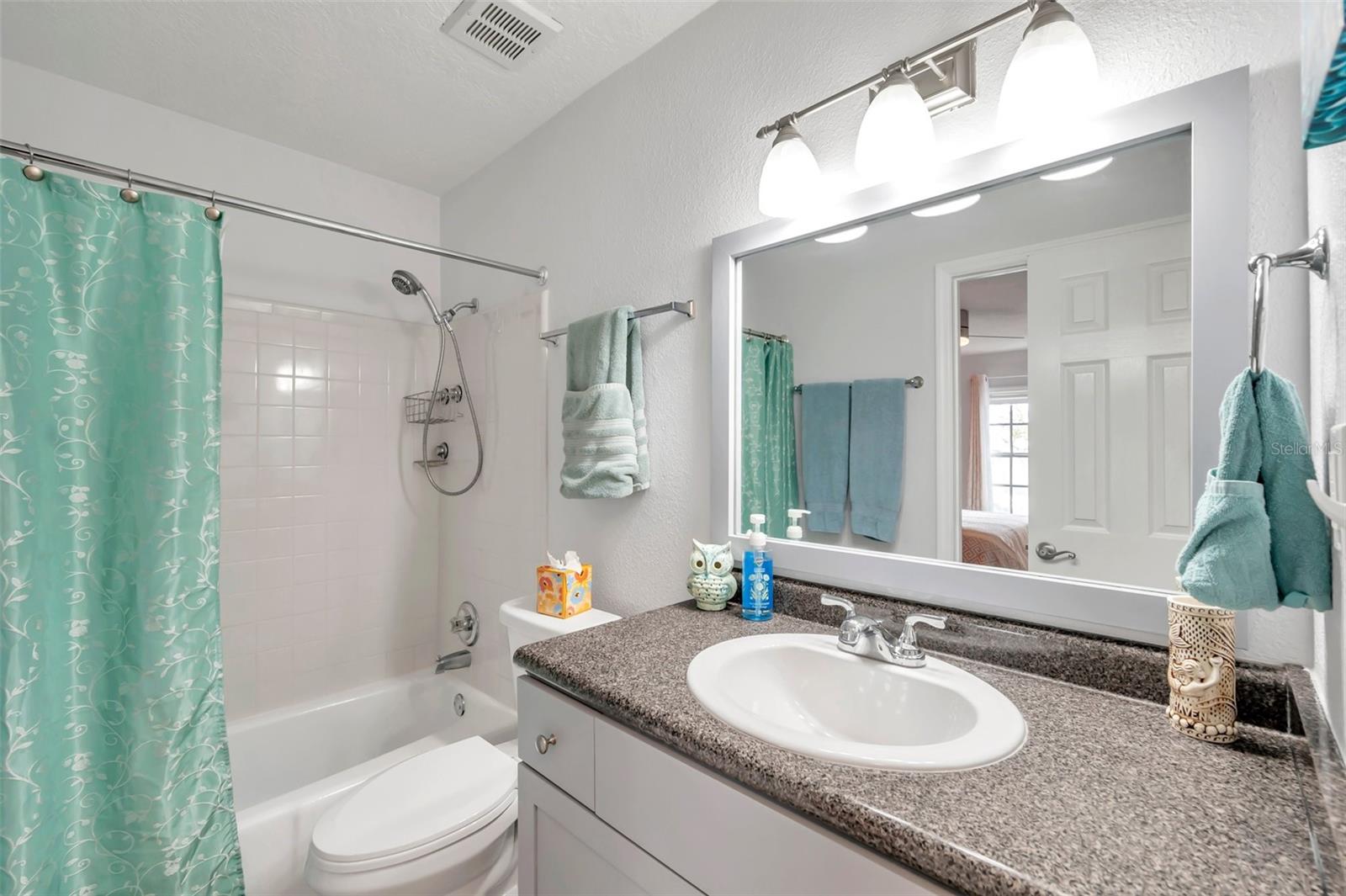 5240 COQUINA KEY DR SE #D, ST PETERSBURG, FL, 33705