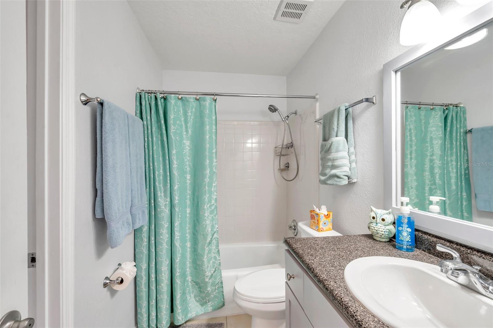 5240 COQUINA KEY DR SE #D, ST PETERSBURG, FL, 33705